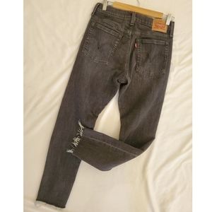 🌈LEVIS WEDGIE SKINNY JEANS